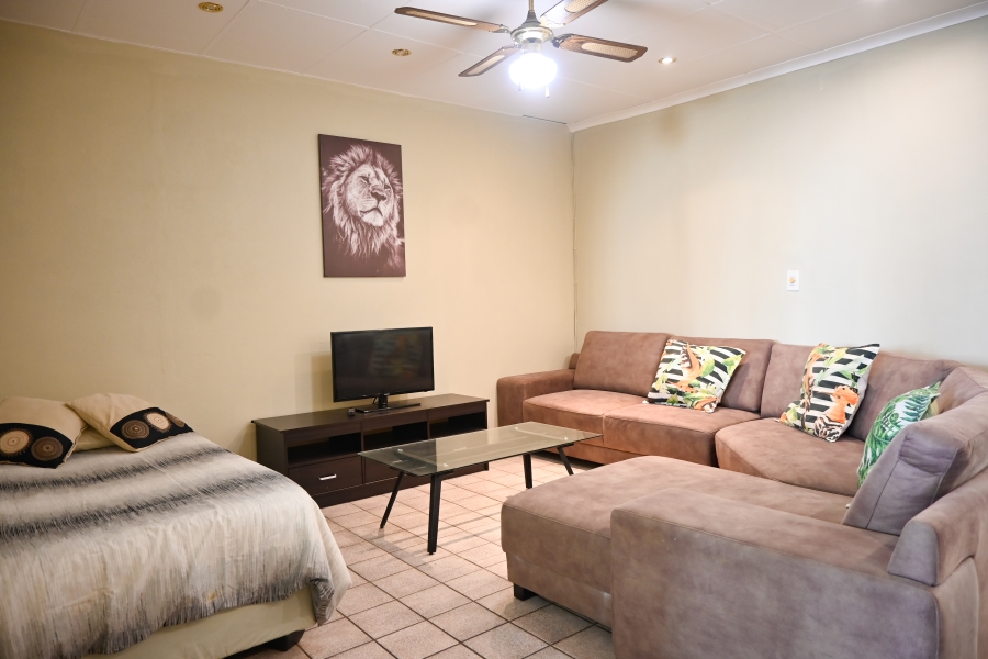 1 Bedroom Property for Sale in Strand South Western Cape